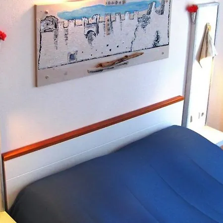 For Two Persons With Sea View In Near The Beach Apartment